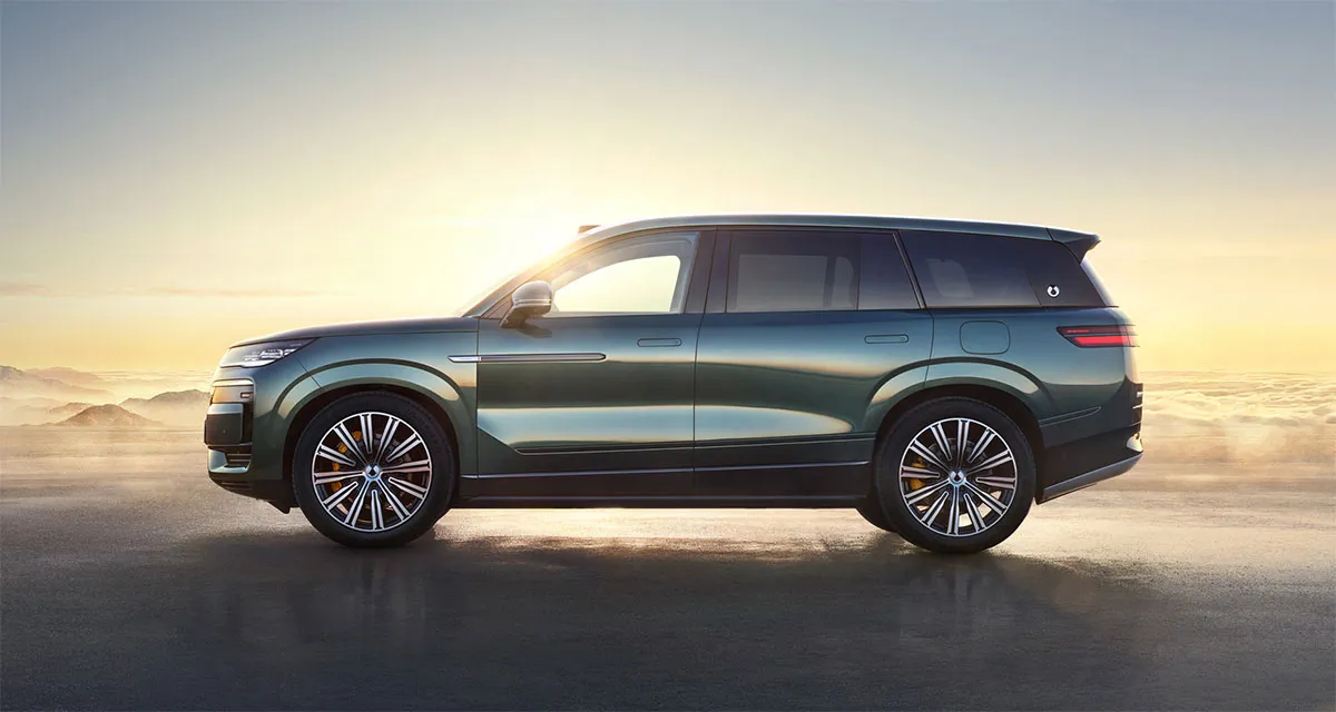 Oura Ring 4—AI health tracker ring + Denza N9—luxury e-SUV w/ crab-walk + ATH-CKS50TW2—Star Wars™ earbuds w/ ANC & themed sound.