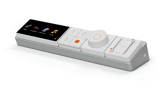 Re:Imagine—soundblaster audio hub w/ AI apps + Fluke 17B+—CAT III multimeter + Lynxmotion robotic arm w/ smart servos.